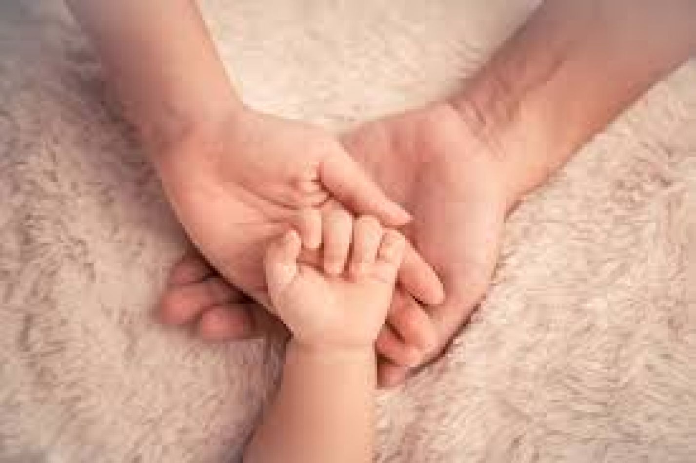 Una niña con dos madres