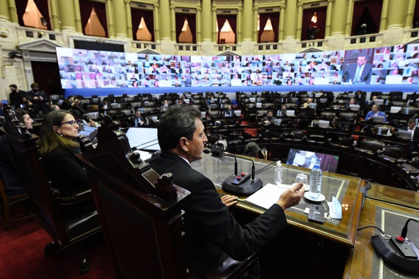Diputados plantean hacer la sesión en forma presencial