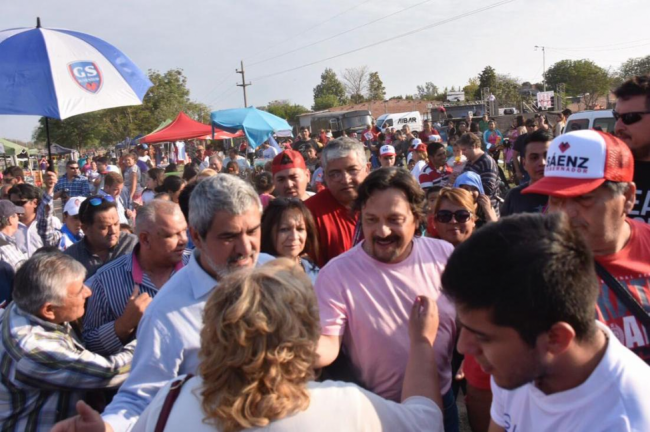 Sáenz recorriendo Tartagal