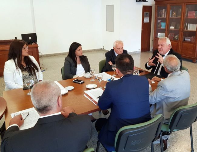 Encuentro en La Corte