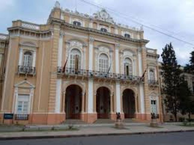 La reunión se concretó en el palacio legislativo