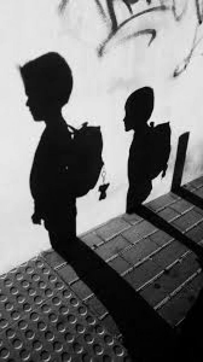 El drama de dos hermanitos