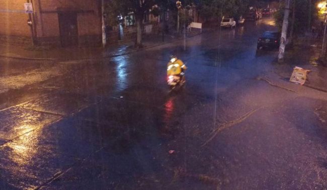 La tormenta se desató a partir de las 19:00 horas del sábado