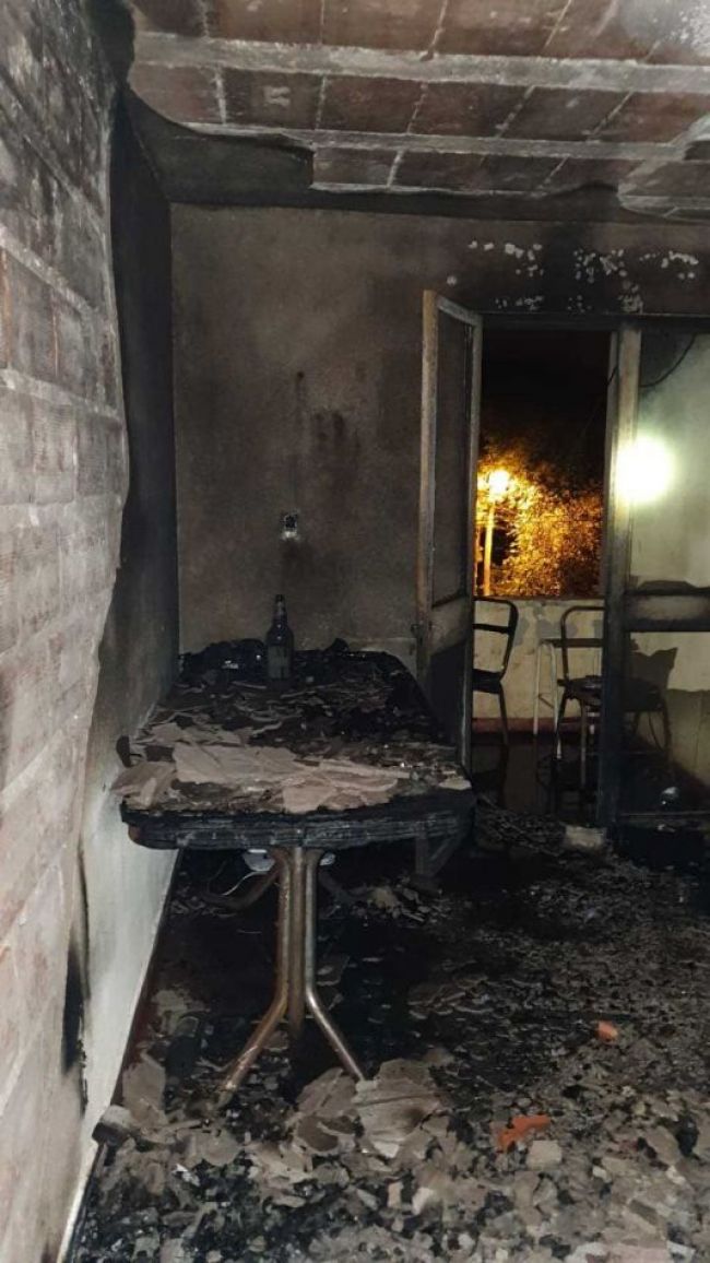 Sufrieron un incendio y terminaron demorados