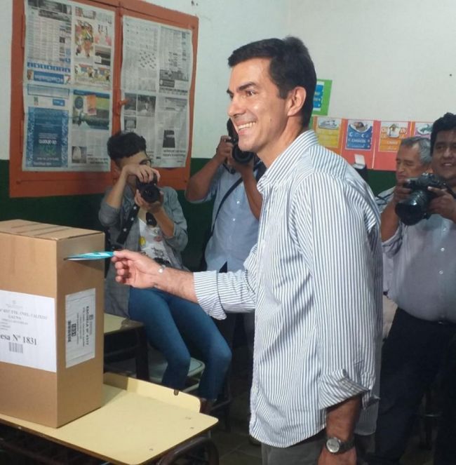 Urtubey votando en Las Costas