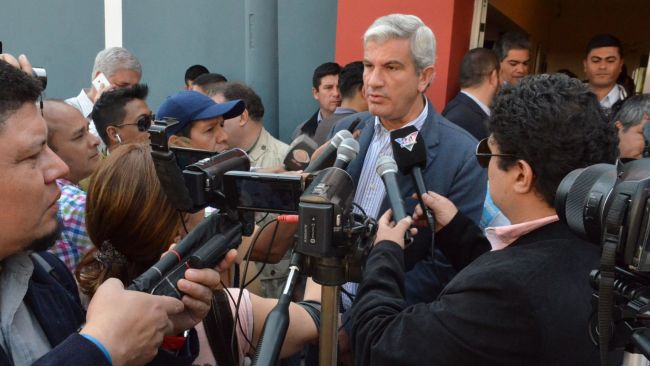 Zottos con los medios de Tartagal