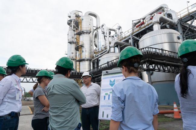 Visita a la planta industrial de Seabord en el Tabacal