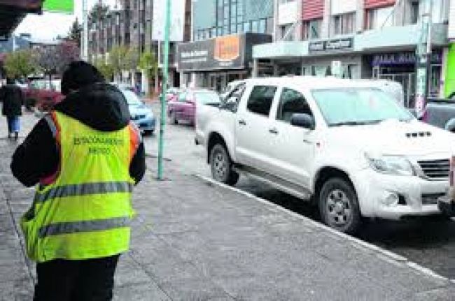 El estacionamiento medido sube de 15 a 20 pesos