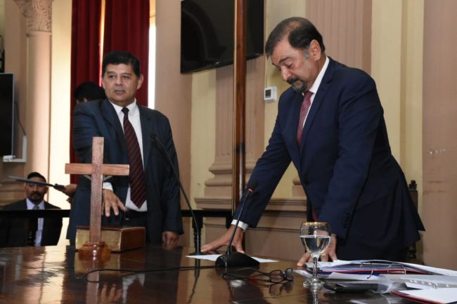 La jura del senador por La Viña