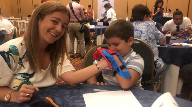 Telecom y su programa de RSE Conectamundos