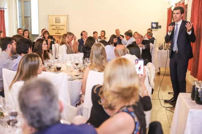 Evocaron el día de la construcción