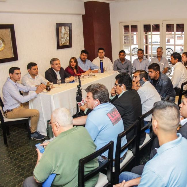 Conferencia de prensa en Orán