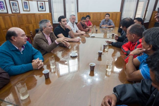 Diputados con referentes de los despedidos en Alliance One