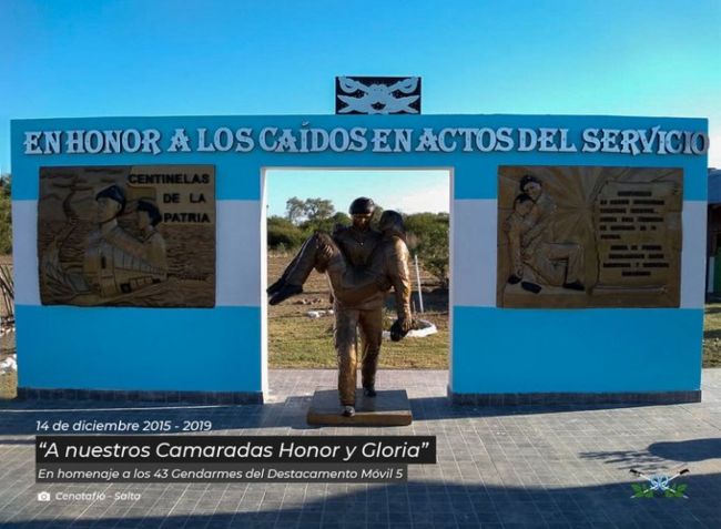 Homenaje a gendarmes muertos en el accidente
