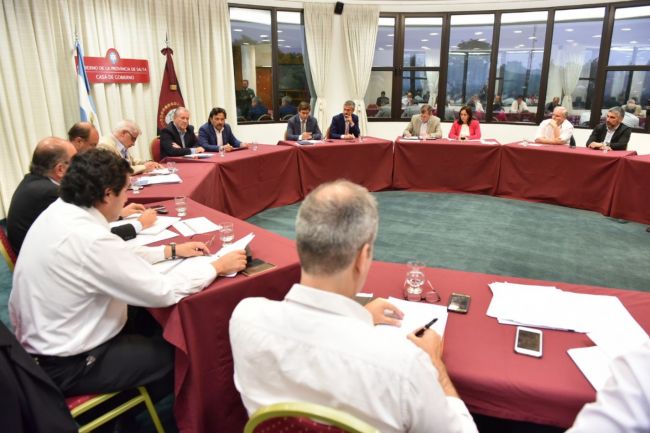 Primera reunión del Gabinete de Sáenz