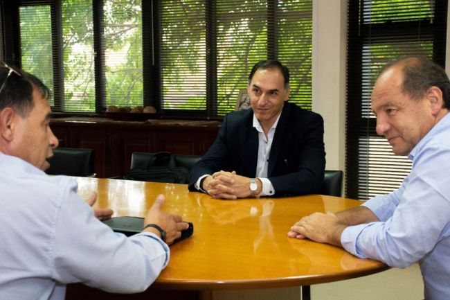 Villada y Mohr con el titular de UTA