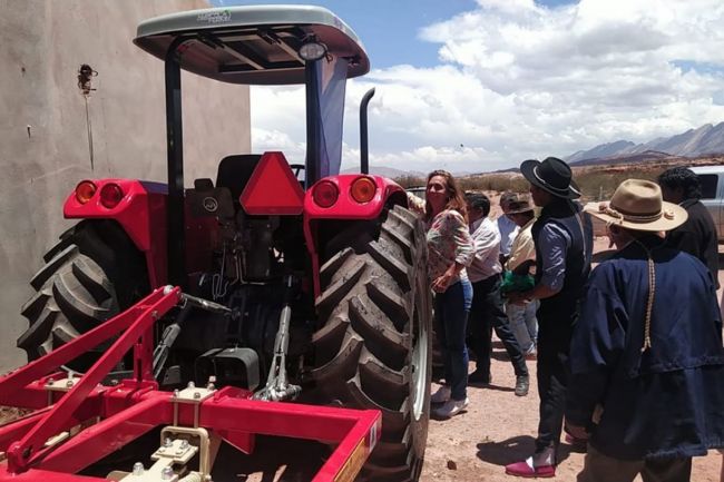 Tractor para pequeños productores