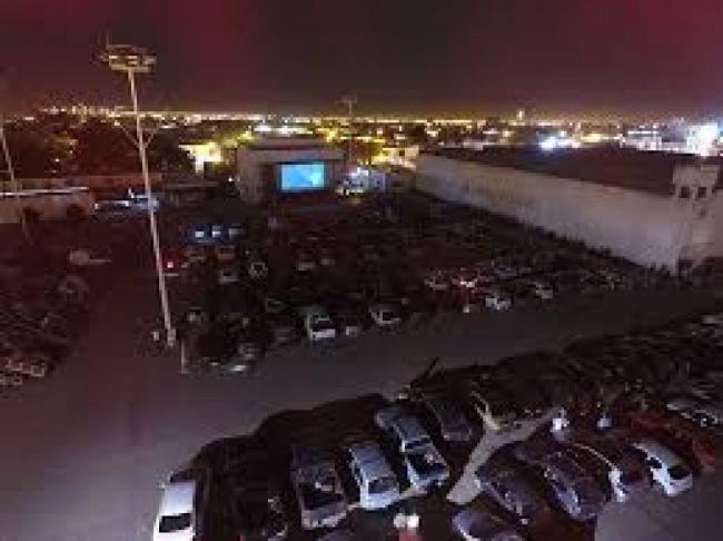 Autocine en el Centro Cívico Municipal