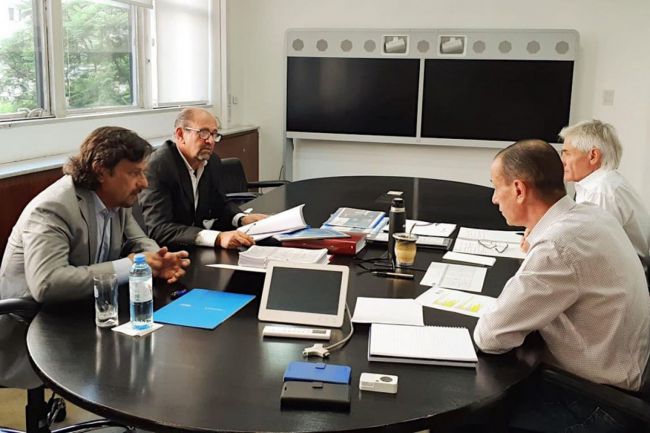 Sáenz con autoridades de Vialidad Nacional