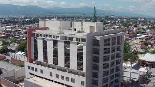 La clínica donde se encuentra aislado el primer caso de coronavirus