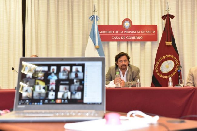 Sáenz y los anuncios a través de redes sociales