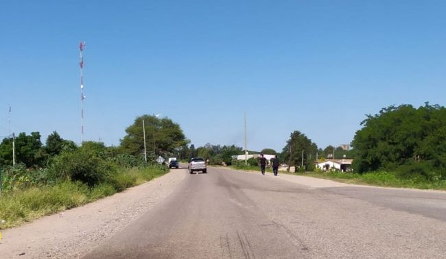 Pese al aislamiento el niño circulaba en bicicleta