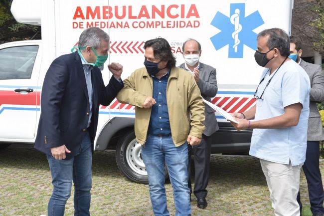 Entrega de ambulancia