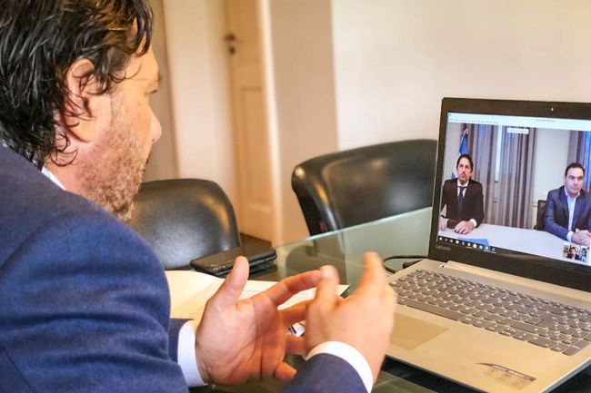 Sáenz en videoconferencia