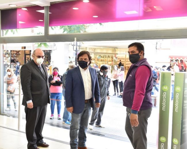 Sáenz junto a Abel Cornejo