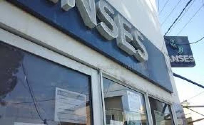 Piden atención presencial en ANSeS