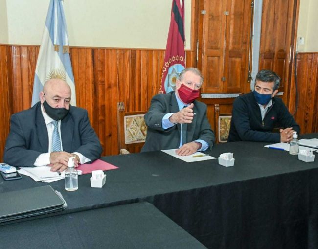 Senadores analizaron la política de viviendas