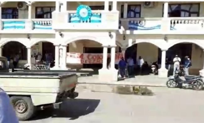 Municipio tomado en Colonia Santa Rosa