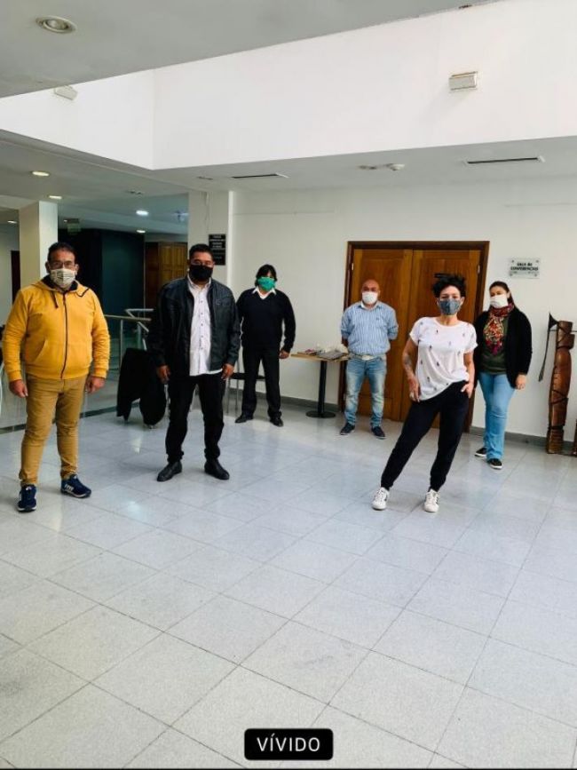 Artistas quieren volver a escena