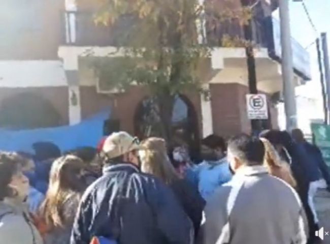 Paro en Salvador Mazza