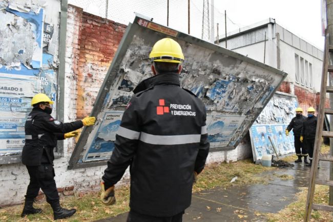 Retiro de cartelería