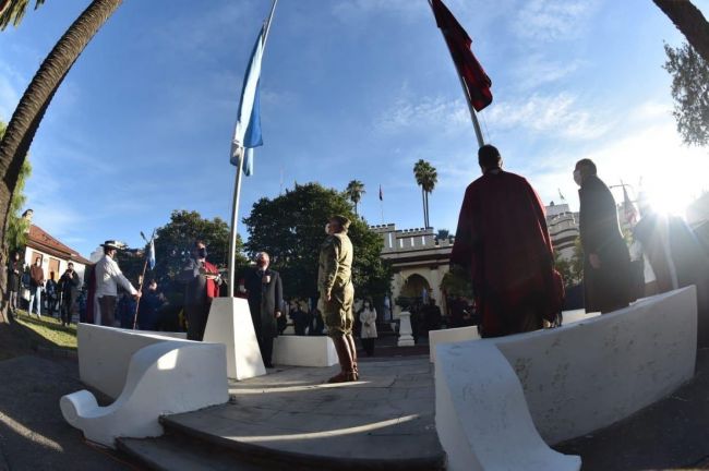 Homenajes al héroe gaucho