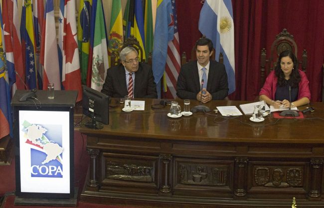 Urtubey disertó en la COPA