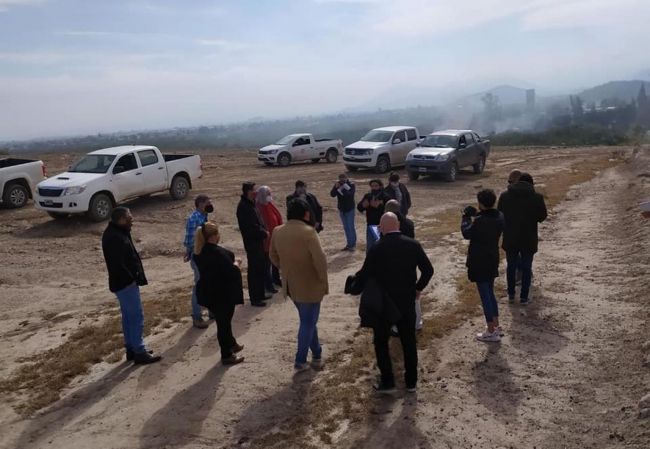 Funcionarios en el Basural San Javier