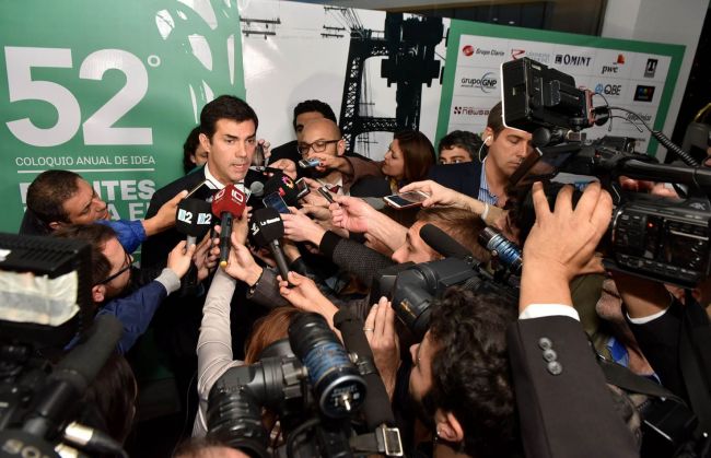 Conferencia de prensa en el marco de IDEA