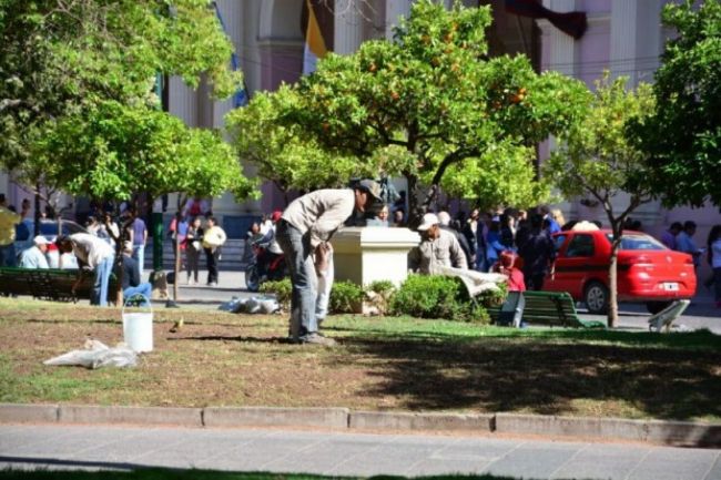 Acondicionan la plaza para el festejo