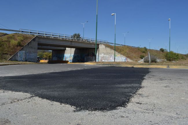 Bacheo y enripiado, las obras del municipio
