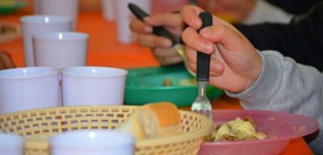 Estarían robando mercadería destinada a comedores