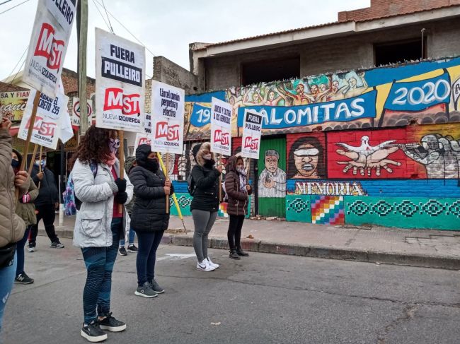 La izquierda en lo actos por la masacre de Palomitas