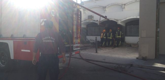 Incendio en Alvarado al 1100