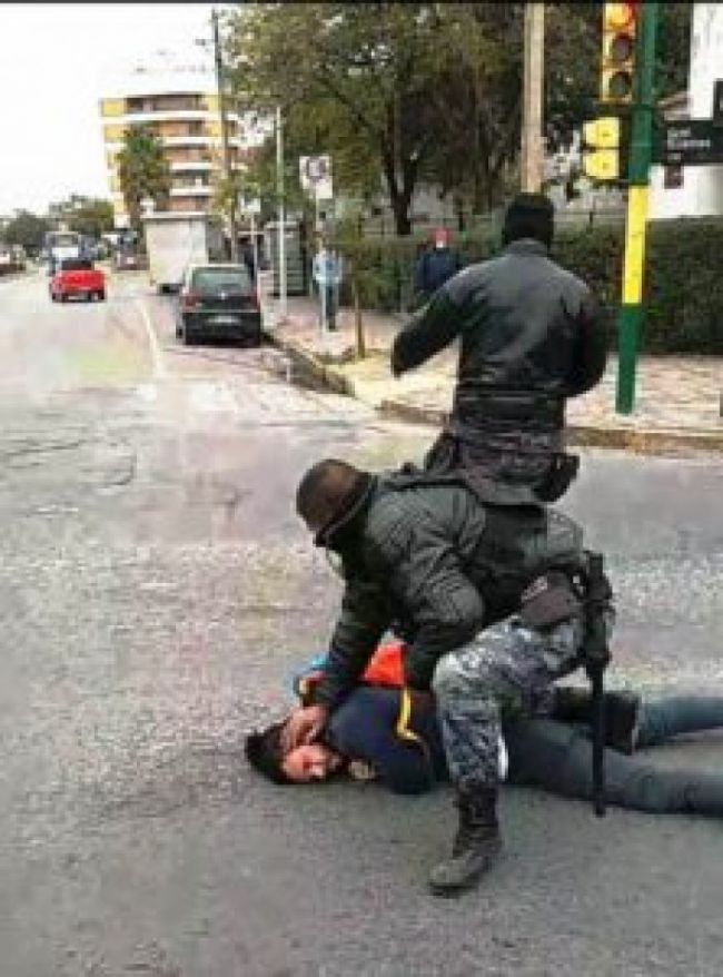 Investigan presunto abuso policial