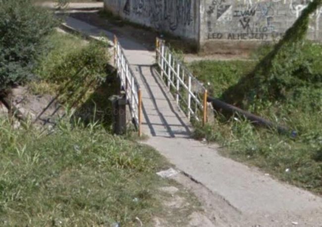 Puente para Villa Luján