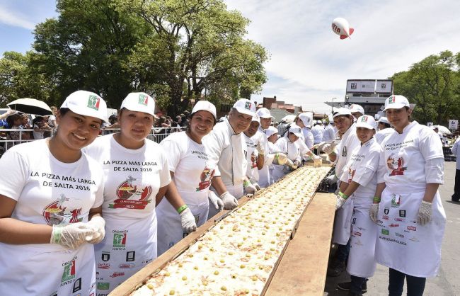 Pizza para ingresar al libro nacional de récords
