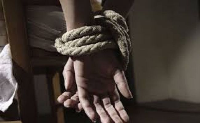 Increíble odisea de una mujer en Orán