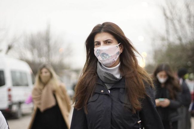 Aprovechando las críticas desde el CD, Romero suspendió la licitación