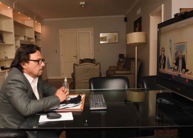 El gobernador dialogando con el presidente Fernández